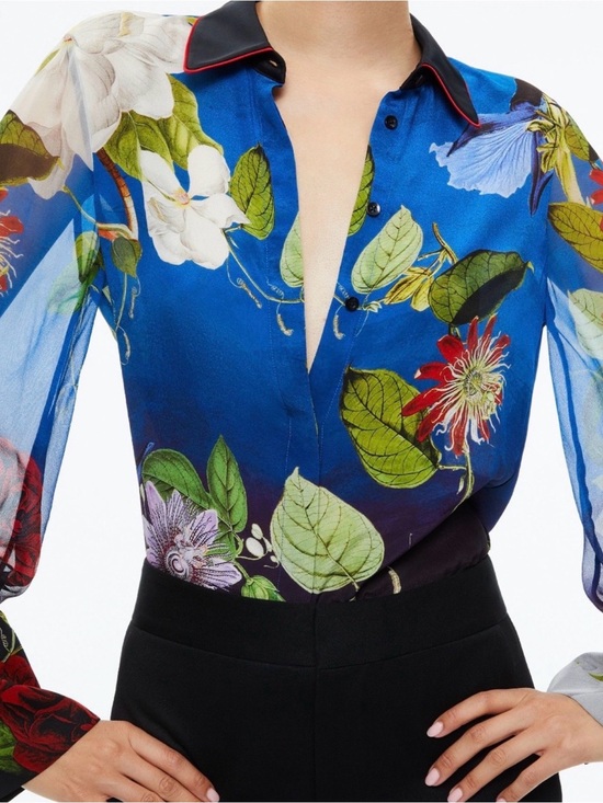 Alice + Olivia Tops - Alice + Olivia Botanical Floral Silk Blend Blouse Black Collar Red Piping M